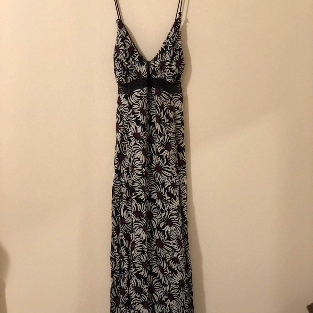 Ecote Flowy Black Floral Dress - Urban Outfitters